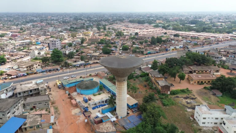 PROJET D’ALIMENTATION EN EAU POTABLE DES ZONES PERIURBAINES DE GRAND COTONOU (COTONOU, ABOMEY-CALAVI, SEME-KPODJI) ET DE PORTO-NOVO